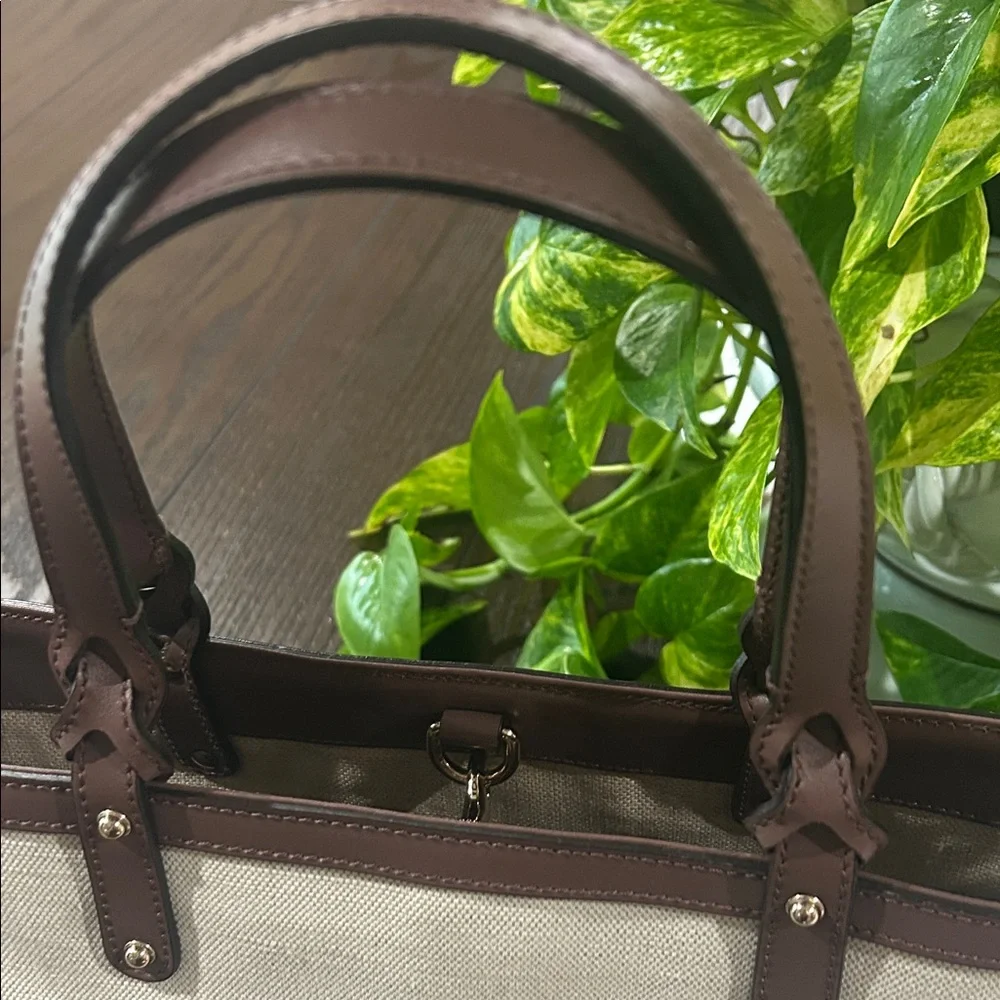 Gucci Craft Canvas & Leather Tote Bag - Picture 4 of 12